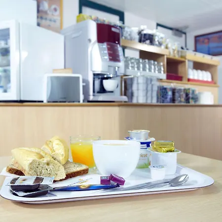 Hotel Premiere Classe Compiegne - *