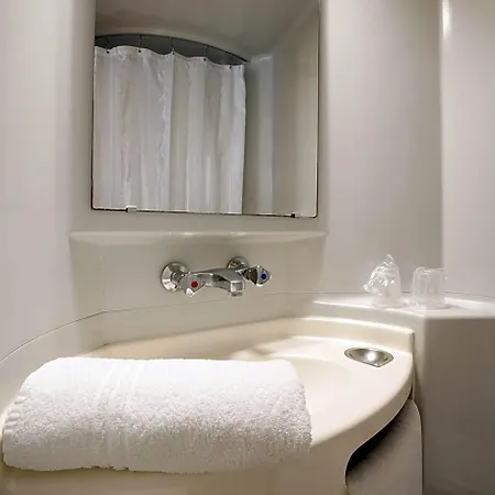 Première Classe Compiègne Hotel