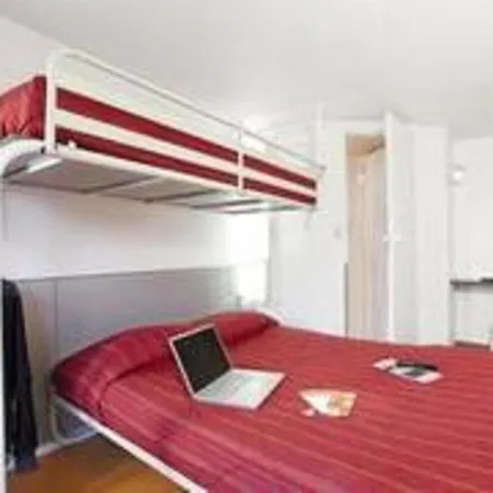 Première Classe Compiègne Hotel