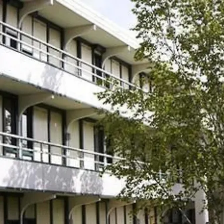 Premiere Classe Compiegne - Hotel 2*
