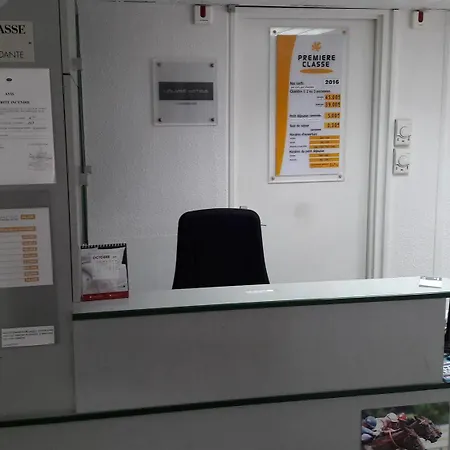 Première Classe Compiègne Hotel Jaux