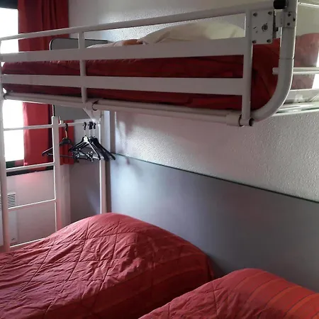 Première Classe Compiègne Hotel 2*