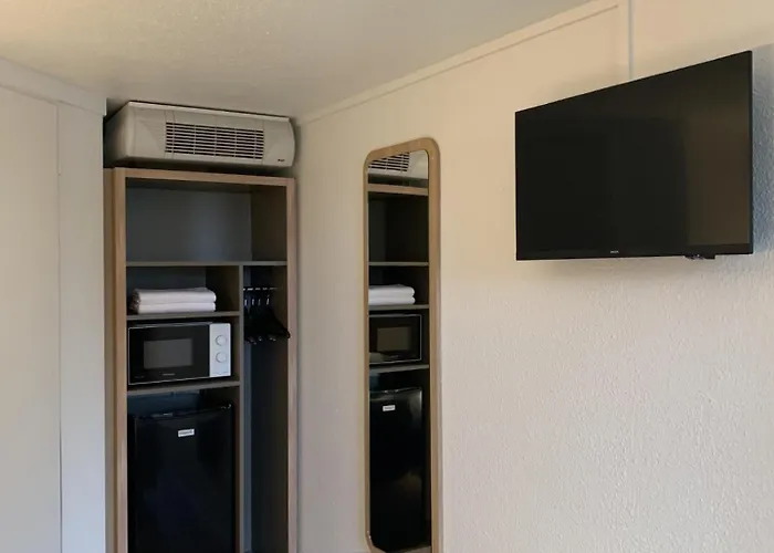 Premiere Classe Compiegne - Hotel