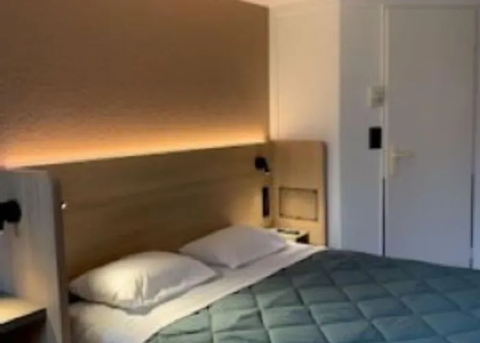 Premiere Classe Compiegne - Hotel Jaux