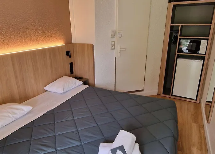 Premiere Classe Compiegne - Hotel