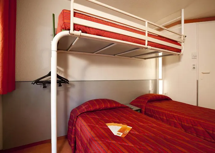 Premiere Classe Compiegne - Hotel