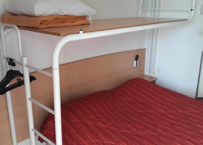 Hotel Premiere Classe Compiegne - Jaux